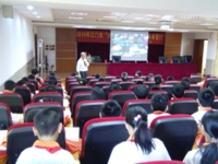 中国科学院科普演讲团在鹤山举行“大手拉小手-科普报告希望行”活动