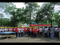 陆河县科协积极动员科普志愿者参与镇村环境卫生整治活动