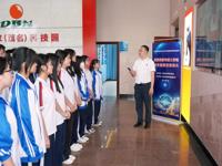 茂名高州市科协开展“走进科技专家工作站,感受祖国富强伟大”社会主义核心价值观实践活动