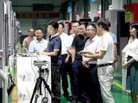 东莞市东坑镇首批科普副校长赴高新企业参观交流