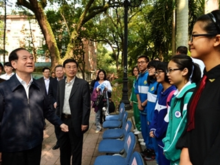 中国科协主席韩启德到广东调研中学生英才计划实施工作