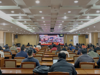 省科协集体收看王烁同志先进事迹报告会