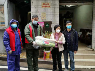 省科协组织党员志愿服务队投身社区防疫一线