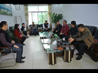 省科协调研组考察“校园科技”公益科普行动活动场地