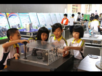 东莞科学馆“流动科学馆”走进常平中心小学