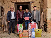 河源市和平县科协到扶贫挂钩村开展春节送温暖活动