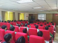 江门台山市举办“大手拉小手-科普报告希望行”走进六所中、小学校