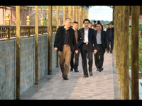 创新竞技争先锋 丈夫未可轻年少