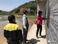 茂名市科协到扶贫点开展“精准扶贫送果苗”活动