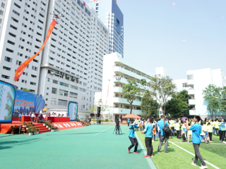 首届粤港澳大湾区青少年无人机选拔赛暨科创嘉年华系列活动在深圳举行