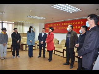 肇庆市委常委吴定到市科协走访慰问