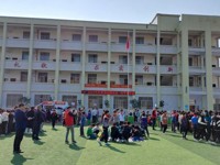 河源市和平县科协开展“知识伴成长 点亮科技梦” 科普大篷车进校园活动