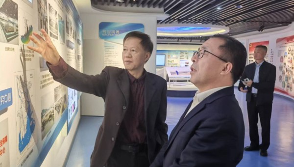 中国岩石力学与工程学会一行到广东省岩土力学与工程学会调研