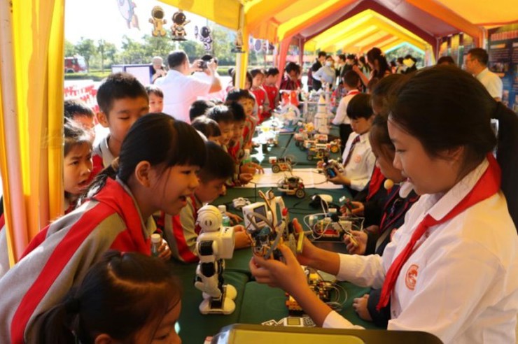 2024年“中国流动科技馆”广东省巡展活动（肇庆新区站）启动