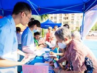 2024年广州市海珠区“星辰计划”青少年科普活动暨琶洲街道青年文明号志愿服务集市活动举办