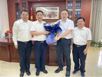 肇庆市科协领导到市龙涛外国语学校调研