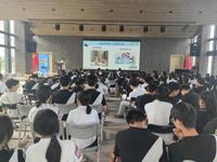 茂名市电白区科协联合有关单位到创科贤才高级中学开展眼健康科普活动