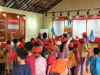 云浮市级科普教育基地开展“春耕插秧、红色 传承”研学活动